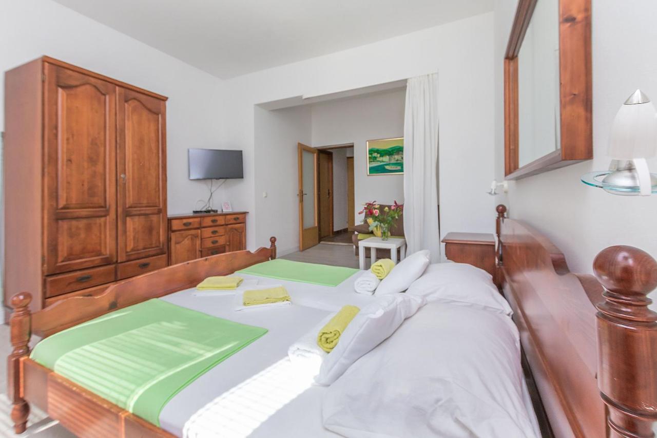 Apartments Clarus Mare Duće 외부 사진