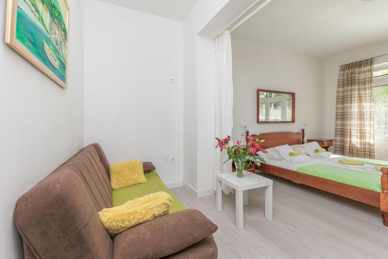 Apartments Clarus Mare Duće 외부 사진